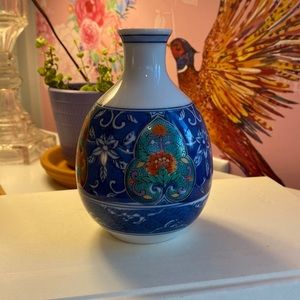 Lovely Blue /Red Flower Japanese Floral Vase Vintage Ceramic